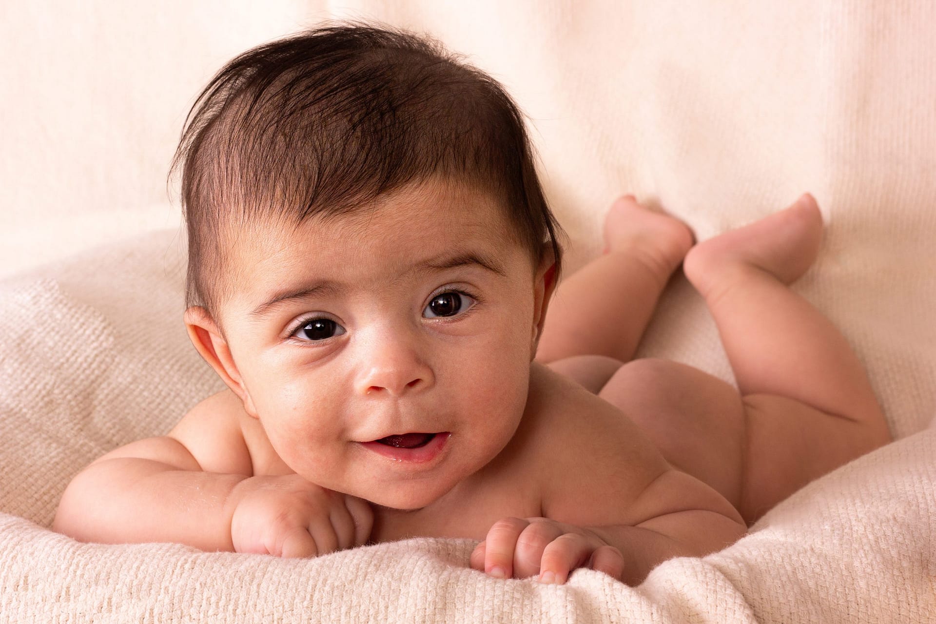 sessão fotográfica acompanhamento bebé, 3meses, 6meses, 9meses